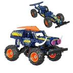 Monster Truck is a 2-in-1 building set